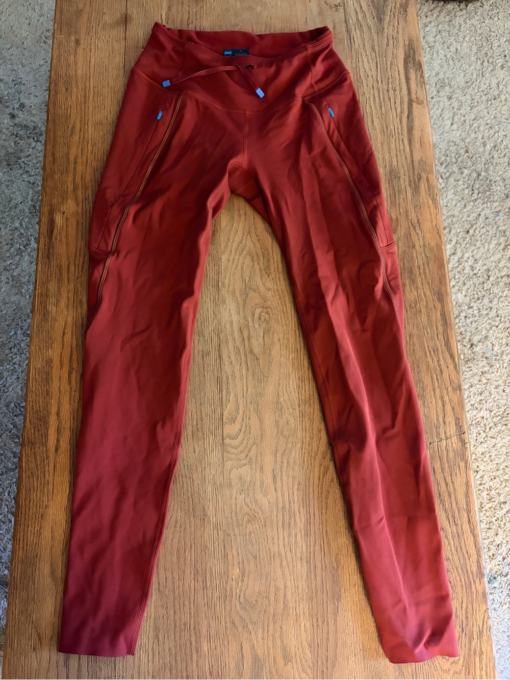 Women’s Athletic Leggings in Rust Red sz S
